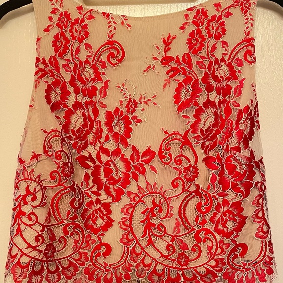 Alice & Olivia - Picture 1 of 9